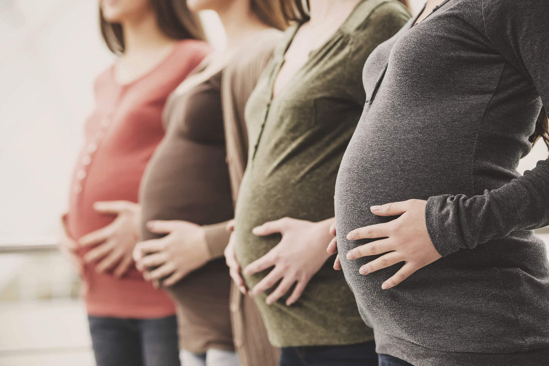 pregnant-mom-friends