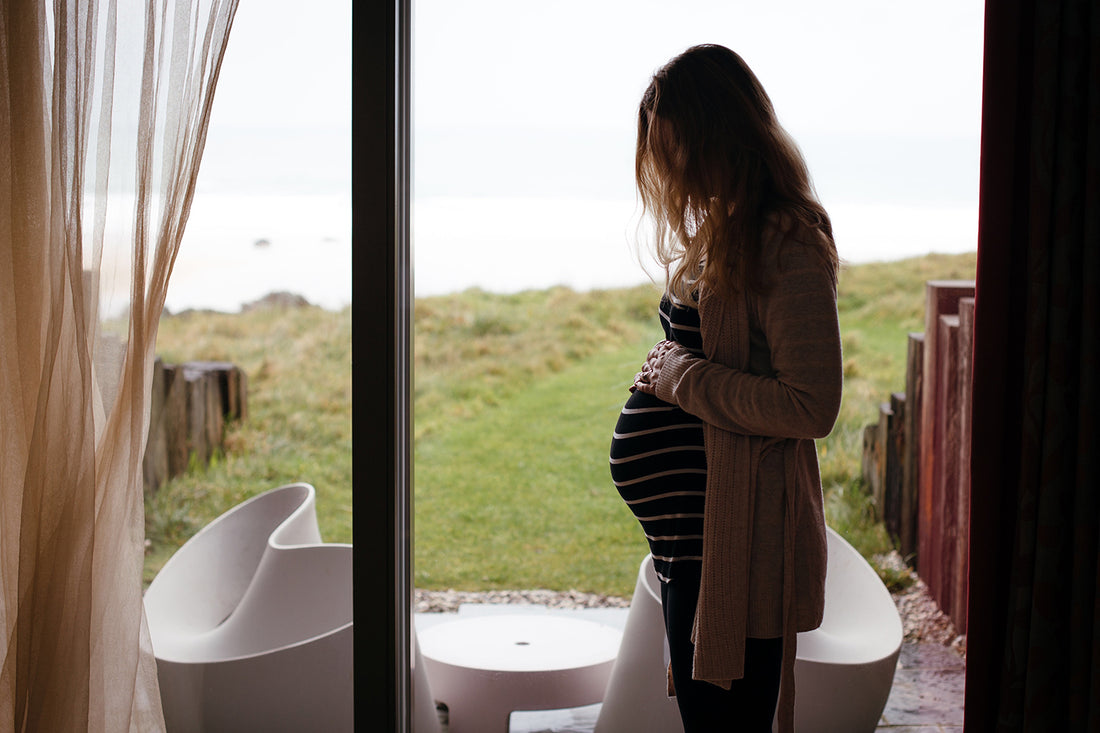 pregnant-woman-home