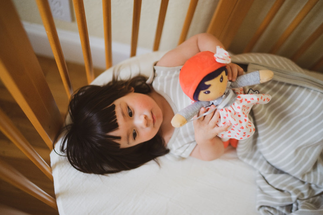 toddler-sleep-crib